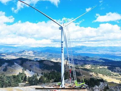 全國最大整縣高海拔風電基地建成 四川鹽源集中式風電基地實現(xiàn)全容量投產(chǎn)